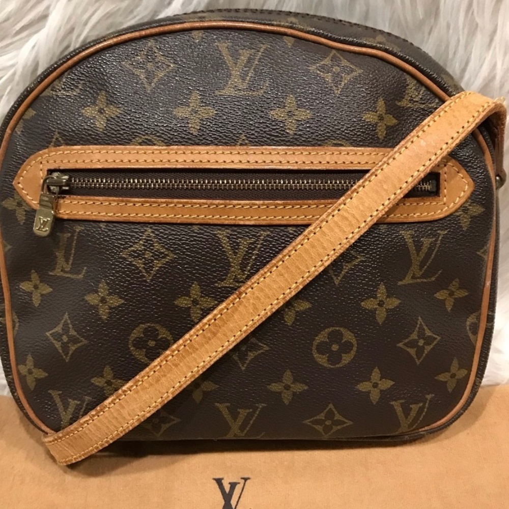 Authentic Louis Vuitton Senlis Bag #2.2J